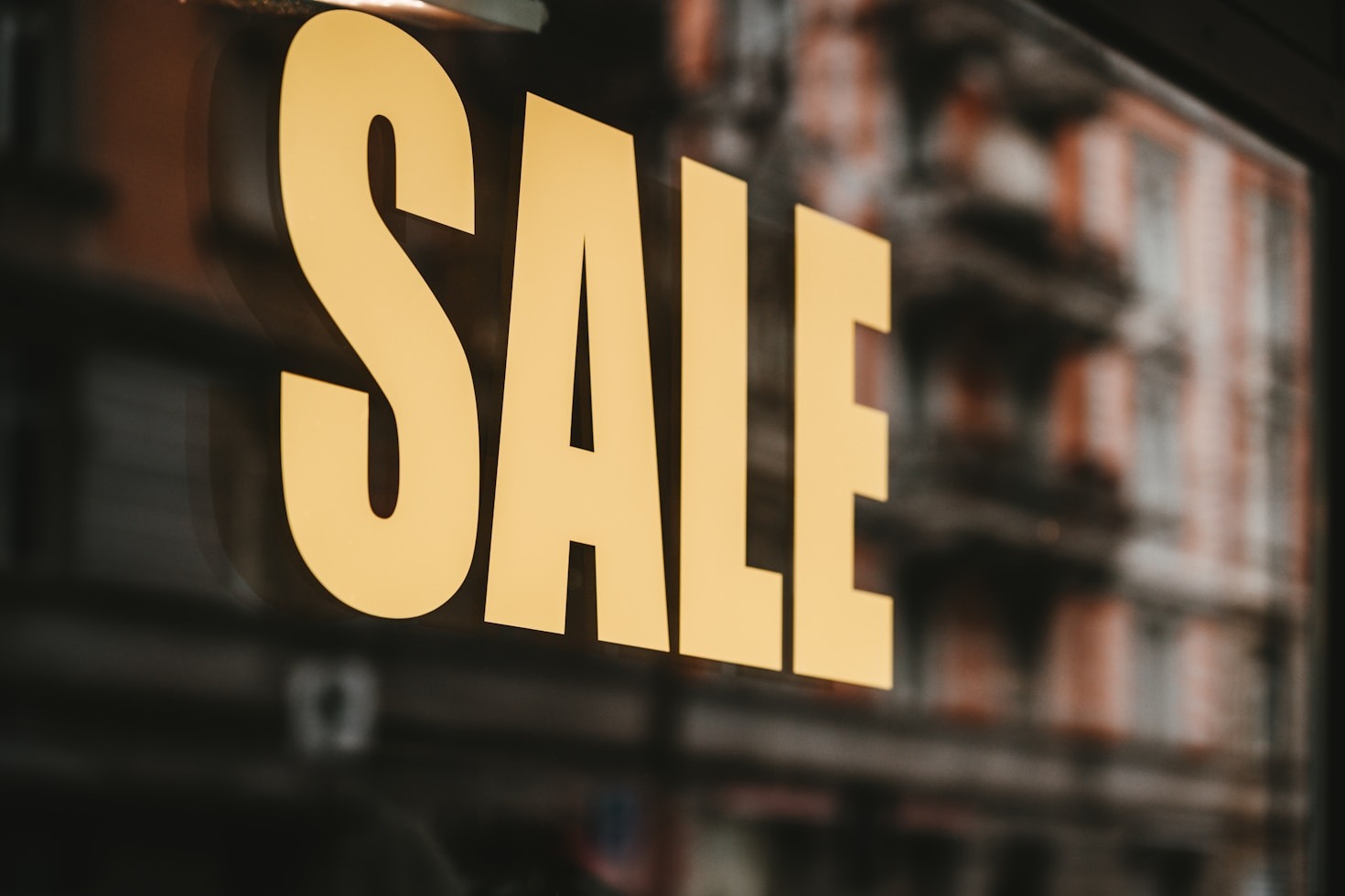 Expert Tips for Outlet Shopping Success